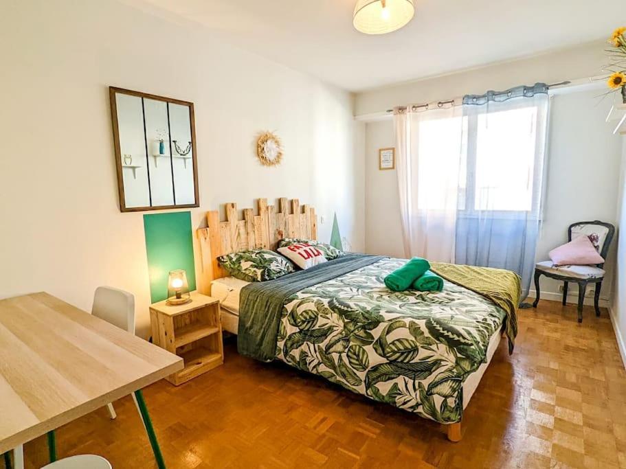 Cosy Spring 2Ch - Place Verdun - Stationnement Gratuit Pau Exterior photo