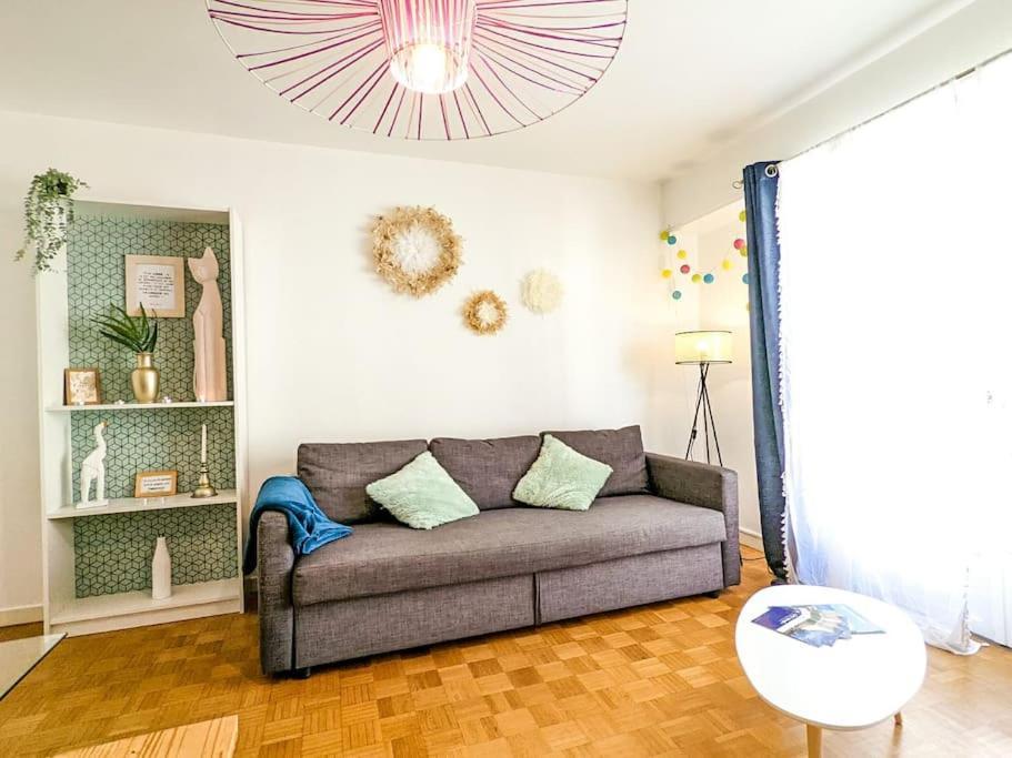 Cosy Spring 2Ch - Place Verdun - Stationnement Gratuit Pau Exterior photo